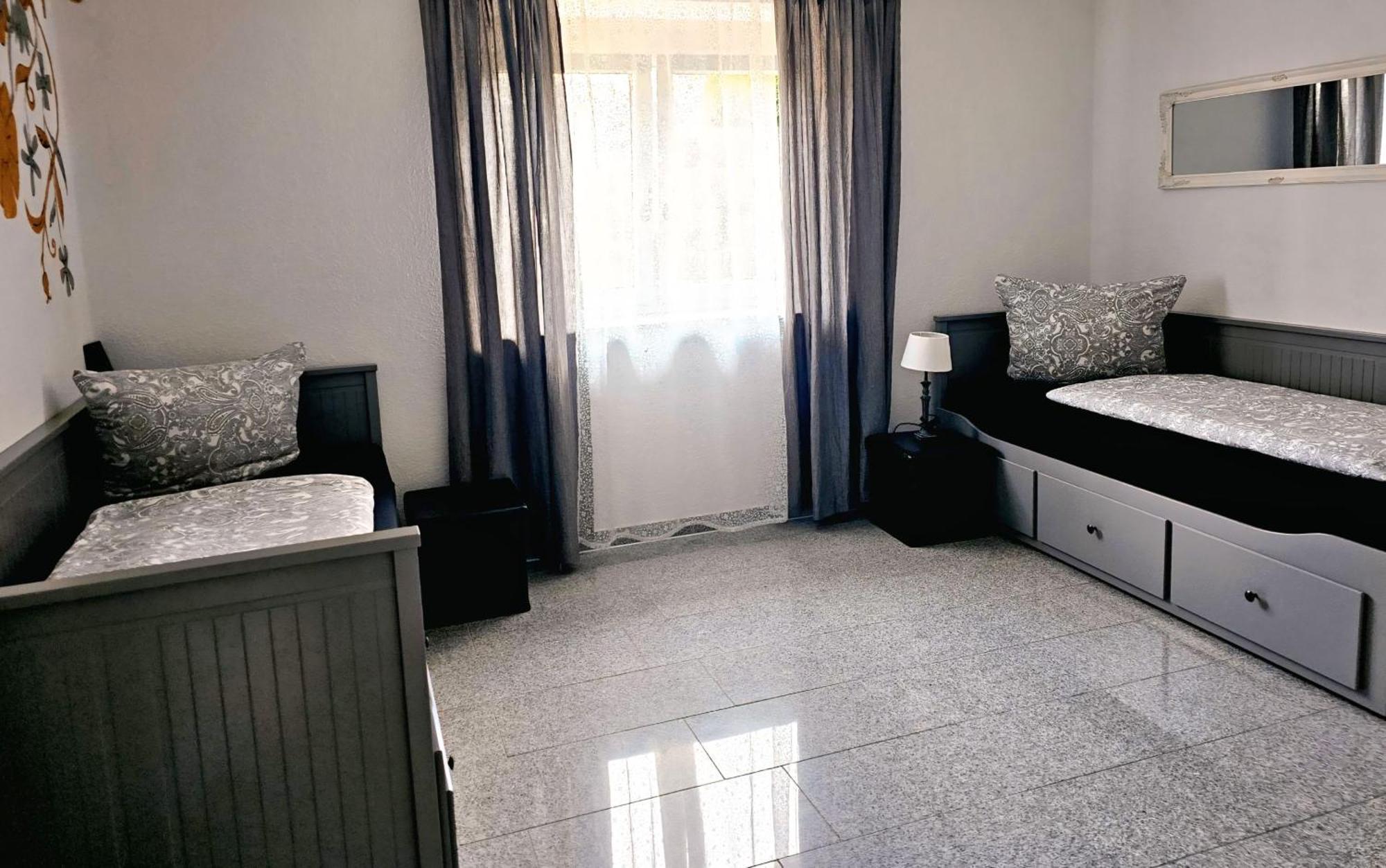 Ferienwohnung 辛斯海姆 外观 照片