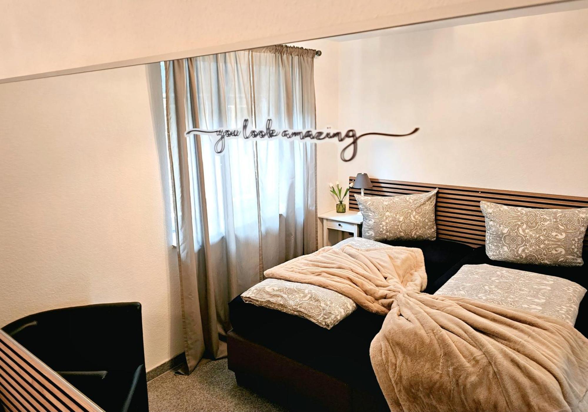 Ferienwohnung 辛斯海姆 外观 照片